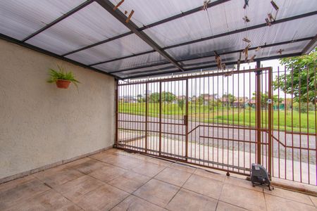 Casa à venda com 199m², 2 quartos e 1 vaga Casa à venda com 199m², 2 quartos e 1 vagaGaragem