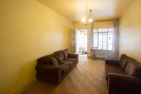 Casa à venda com 140m², 3 quartos e 2 vagasSala