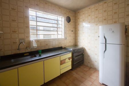 Casa à venda com 140m², 3 quartos e 2 vagasCozinha
