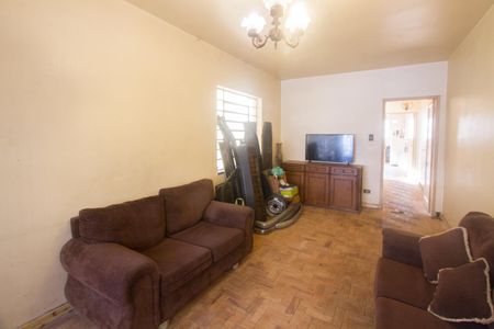 Casa à venda com 140m², 3 quartos e 2 vagasSala