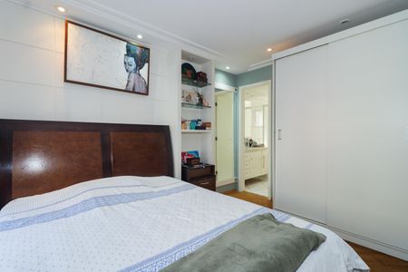 Apartamento à venda com 125m², 2 quartos e 2 vagasSuíte 1