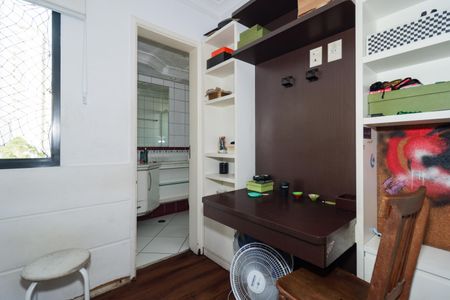 Apartamento à venda com 125m², 2 quartos e 2 vagasSuíte 2