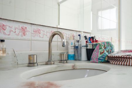 Apartamento à venda com 125m², 2 quartos e 2 vagasBanheiro da Suíte 1