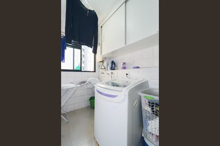 Apartamento à venda com 125m², 2 quartos e 2 vagasÁrea de Serviço