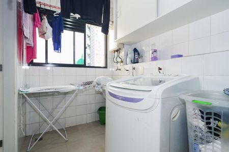 Apartamento à venda com 125m², 2 quartos e 2 vagasÁrea de Serviço