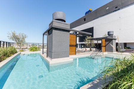 Studio à venda com 25m², 1 quarto e sem vagaÁrea comum - Piscina
