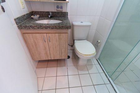 Apartamento à venda com 66m², 2 quartos e 1 vaga Apartamento à venda com 66m², 2 quartos e 1 vagaBanheiro