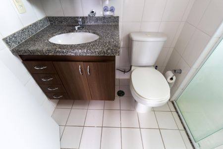 Apartamento à venda com 66m², 2 quartos e 1 vaga Apartamento à venda com 66m², 2 quartos e 1 vagaBanheiro da Suíte
