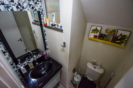 Casa de condomínio à venda com 75m², 3 quartos e 1 vagaLavabo