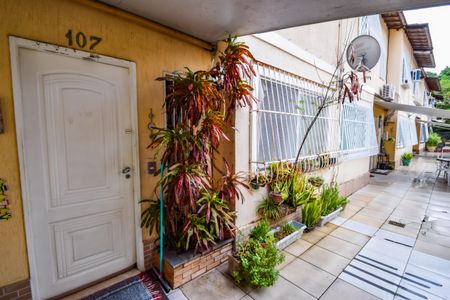 Casa de condomínio à venda com 75m², 3 quartos e 1 vagaFachada da Casa