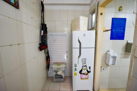 Casa de condomínio à venda com 75m², 3 quartos e 1 vagaÁrea de Serviço