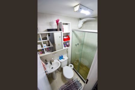 Casa de condomínio à venda com 75m², 3 quartos e 1 vagaBanheiro da Suíte 1