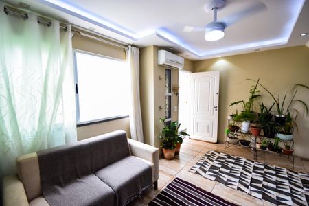 Casa de condomínio à venda com 75m², 3 quartos e 1 vagaSala