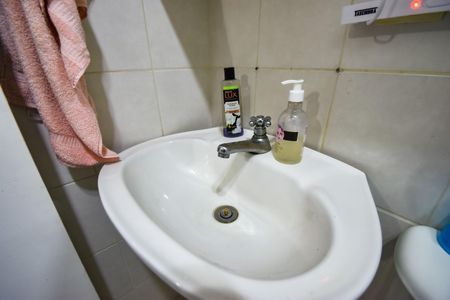 Casa de condomínio à venda com 75m², 3 quartos e 1 vagaBanheiro da Suíte 1