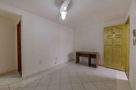 Apartamento para alugar com 65m², 2 quartos e sem vagaSala