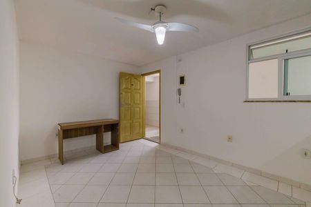 Apartamento para alugar com 65m², 2 quartos e sem vagaSala