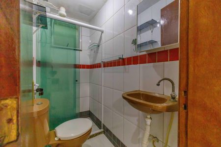 Apartamento para alugar com 65m², 2 quartos e sem vagaBanheiro