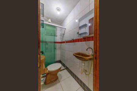 Apartamento para alugar com 65m², 2 quartos e sem vagaBanheiro