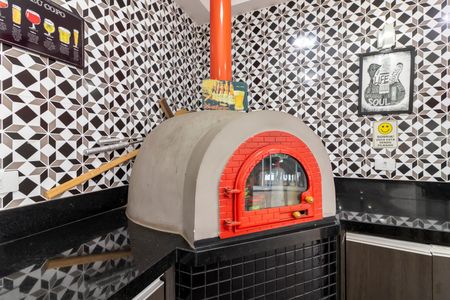 Casa à venda com 432m², 5 quartos e 5 vagas Casa à venda com 432m², 5 quartos e 5 vagasÁrea comum - Churrasqueira