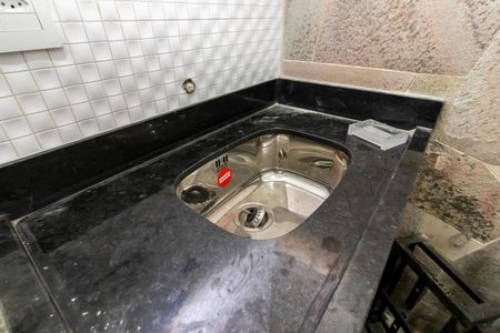 Casa à venda com 432m², 5 quartos e 5 vagas Casa à venda com 432m², 5 quartos e 5 vagasGaragem - Cozinha Auxiliar