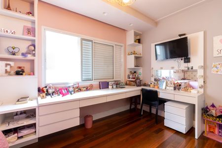 Casa à venda com 432m², 5 quartos e 5 vagas Casa à venda com 432m², 5 quartos e 5 vagasQuarto 3