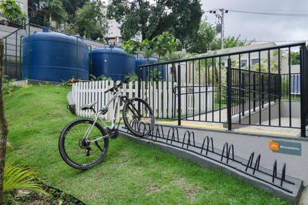 Apartamento à venda com 38m², 2 quartos e sem vagaÁrea comum