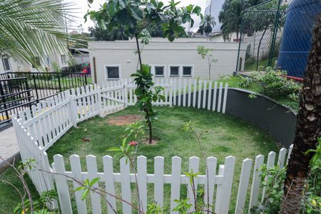 Apartamento à venda com 38m², 2 quartos e sem vagaÁrea comum