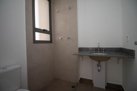 Apartamento à venda com 236m², 4 quartos e 3 vagasBanheiro 2
