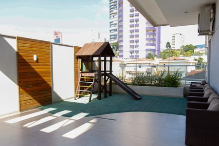 Apartamento à venda com 106m², 3 quartos e 2 vagasÁrea comum - Playground