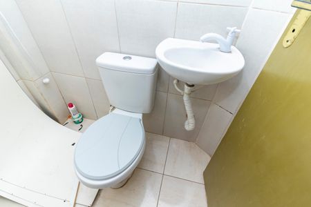 Casa para alugar com 16m², 1 quarto e sem vagaBanheiro