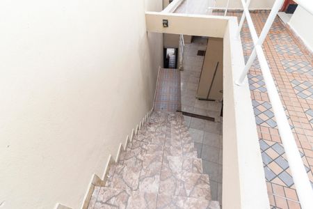 Casa para alugar com 16m², 1 quarto e sem vagaEscada