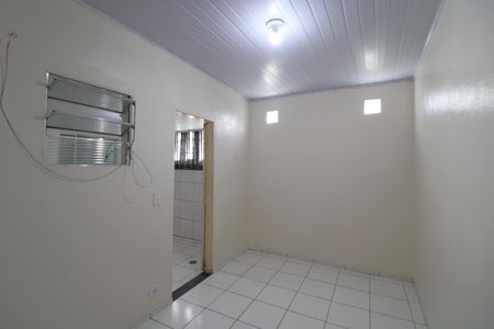 Casa para alugar com 32m², 2 quartos e sem vagaQuarto 