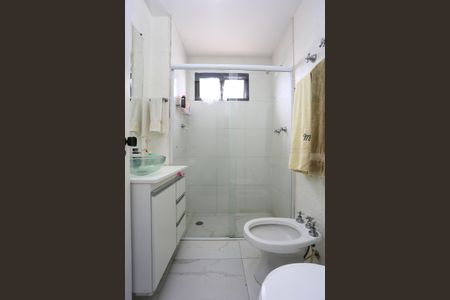 Apartamento à venda com 123m², 3 quartos e 3 vagas Apartamento à venda com 123m², 3 quartos e 3 vagasBanheiro