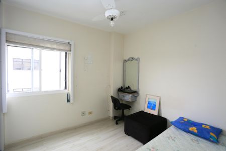 Apartamento à venda com 123m², 3 quartos e 3 vagas Apartamento à venda com 123m², 3 quartos e 3 vagasQuarto 2