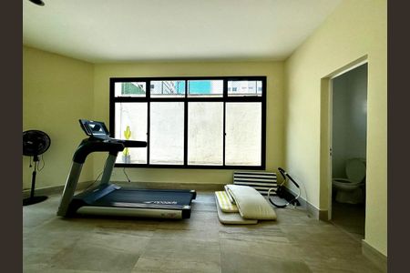 Apartamento à venda com 123m², 3 quartos e 3 vagas Apartamento à venda com 123m², 3 quartos e 3 vagasAcademia