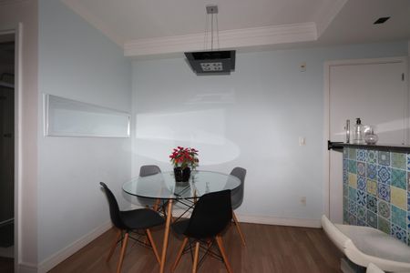 Sala de apartamento à venda com 3 quartos, 64m² em Vila Santa Clara, São Paulo