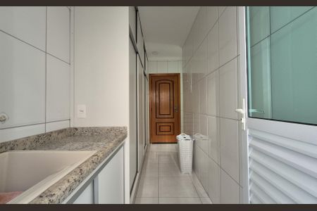 Apartamento à venda com 112m², 3 quartos e 2 vagasLavanderia