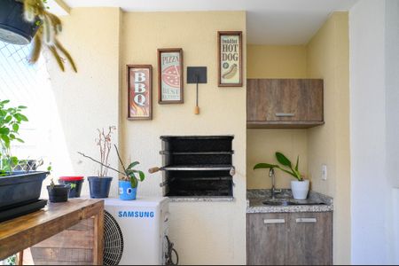 Apartamento à venda com 110m², 3 quartos e 3 vagasVaranda