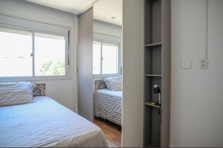 Apartamento à venda com 110m², 3 quartos e 3 vagasQuarto 