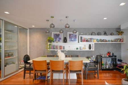 Apartamento à venda com 110m², 3 quartos e 3 vagasSala