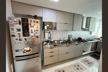 Apartamento à venda com 70m², 2 quartos e 1 vagaSala/Cozinha