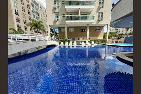 Apartamento à venda com 70m², 2 quartos e 1 vagaÁrea comum - Piscina