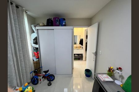 Apartamento à venda com 70m², 2 quartos e 1 vagaQuarto 2