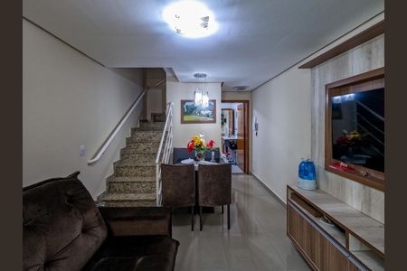 Casa de condomínio à venda com 103m², 2 quartos e 2 vagas Casa de condomínio à venda com 103m², 2 quartos e 2 vagasSala