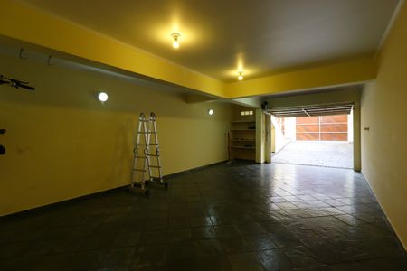 Casa à venda com 202m², 3 quartos e 4 vagasGaragem