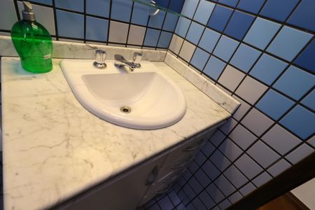 Casa à venda com 202m², 3 quartos e 4 vagasBanheiro da Suíte - Pia