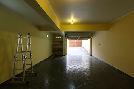 Casa à venda com 202m², 3 quartos e 4 vagasGaragem