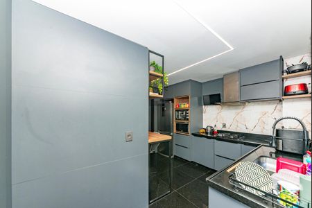 Apartamento à venda com 157m², 3 quartos e 2 vagas Apartamento à venda com 157m², 3 quartos e 2 vagasCozinha