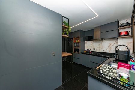 Apartamento à venda com 157m², 3 quartos e 2 vagas Apartamento à venda com 157m², 3 quartos e 2 vagasCozinha