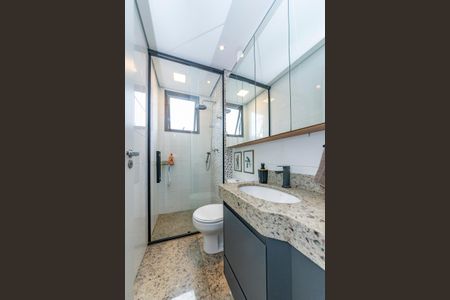 Apartamento à venda com 157m², 3 quartos e 2 vagas Apartamento à venda com 157m², 3 quartos e 2 vagasBanheiro Social